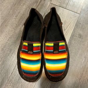 Women’s Ariat Cruisers